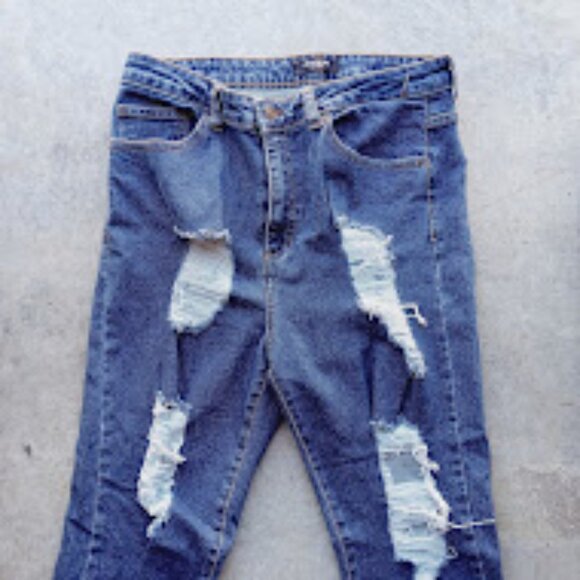 High Waisted Size 11 Distressed Blue Jeans Y2k Skinney Stretchy Ripped Denim - Picture 7 of 12